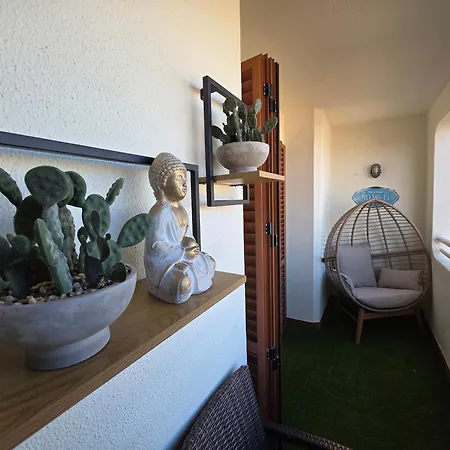 - Center, Walk To The Beach, Old Town, Oura Strip, Location Apartamento